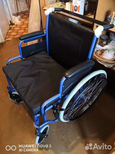 Инвалидная коляска. Новая. Ширина 56см