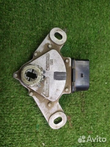 Механизм переключения передач Volkswagen Polo