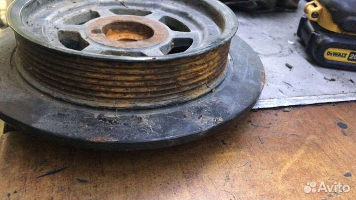 Шкив коленвала туарег 3,2
