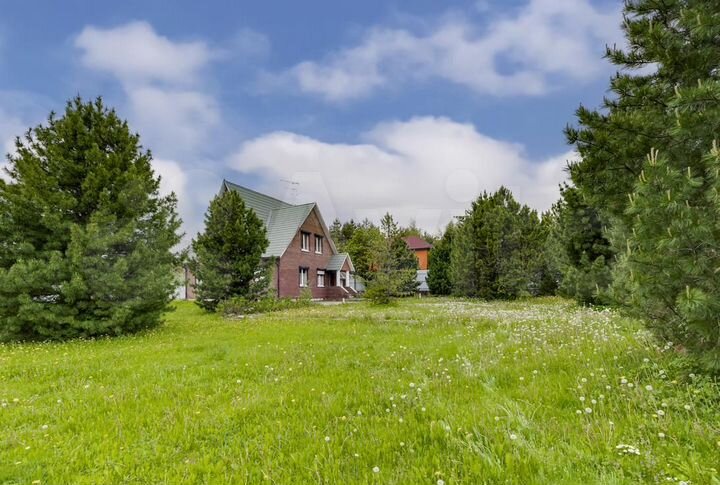 Дом 181 м² на участке 35 сот.