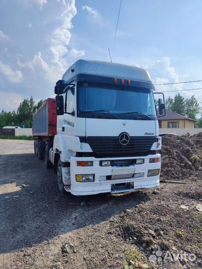 Mercedes-Benz Axor с полуприцепом, 2003