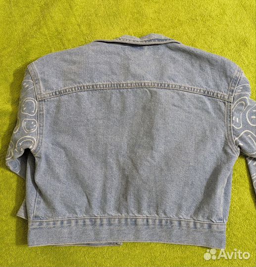 Джинсовая куртка