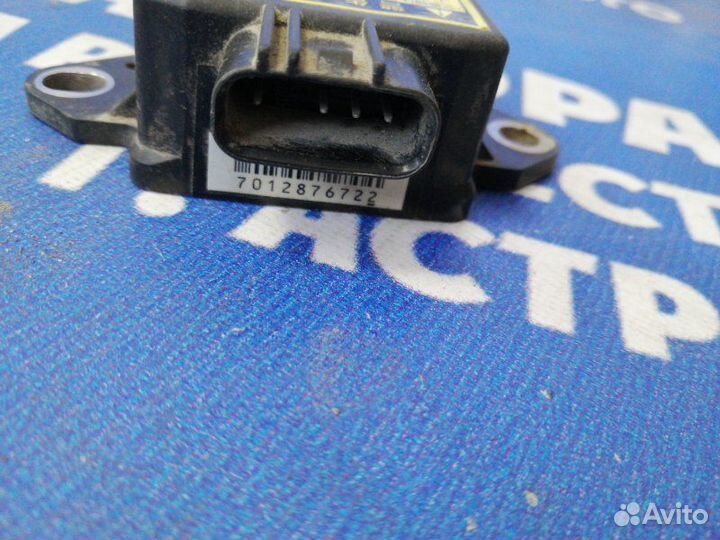 Датчик курсовой устойчивости Toyota Rav4 кроссовер