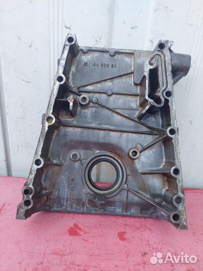 Передняя крышка двигателя Mercedes-Benz W202 M104