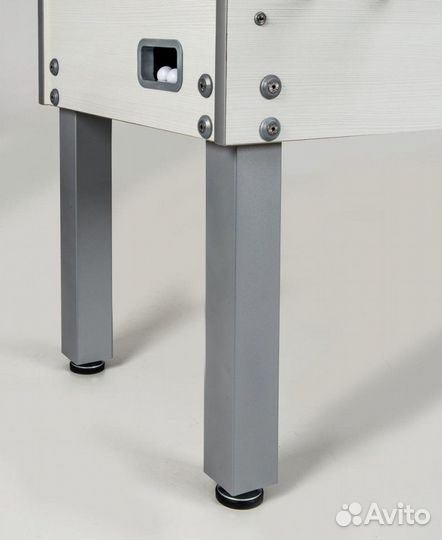 Настольный футбол (кикер) 