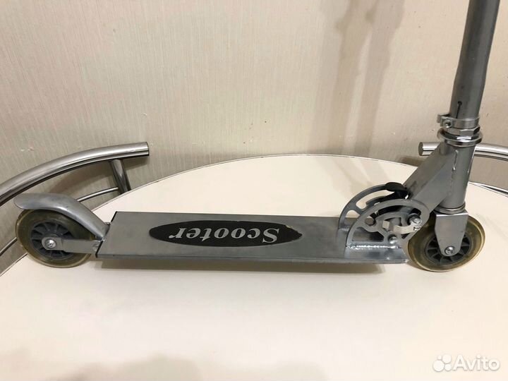 Самокат алюминиевый scooter