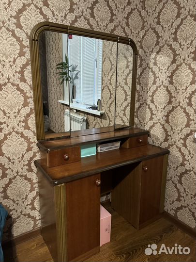 Спальный гарнитур бу