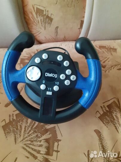 Игровой руль с педалями для пк