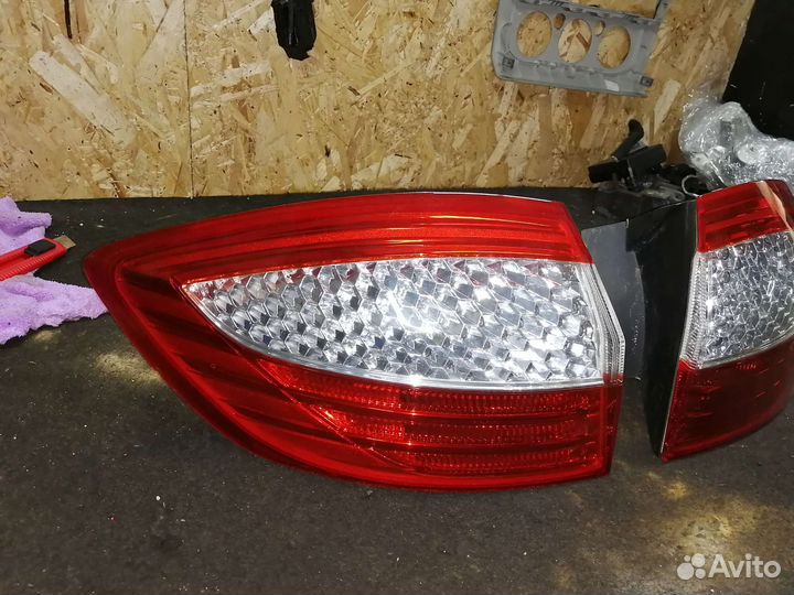 Фонарь задний Ford Mondeo 4 Универсал дорест