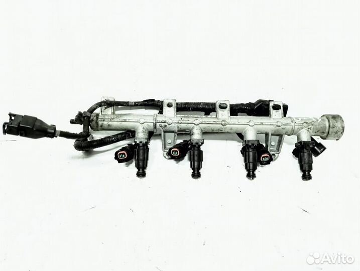 Рейка топливная (рампа) Hyundai Getz