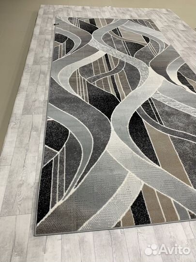 Ковер 2 на 4 новый с магазина