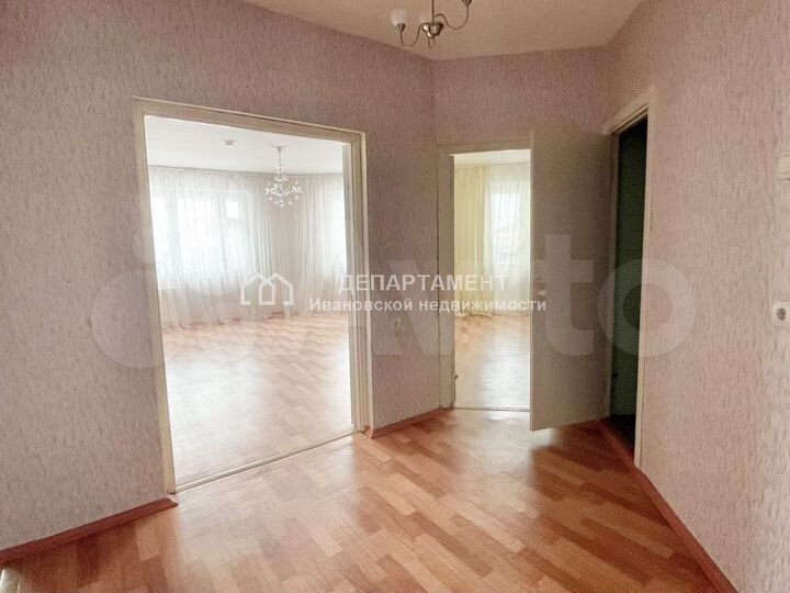 3-к. квартира, 102 м², 2/10 эт.