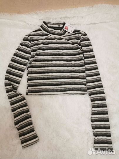 Топ Sinsay новый кроп-топ р. S 40-42