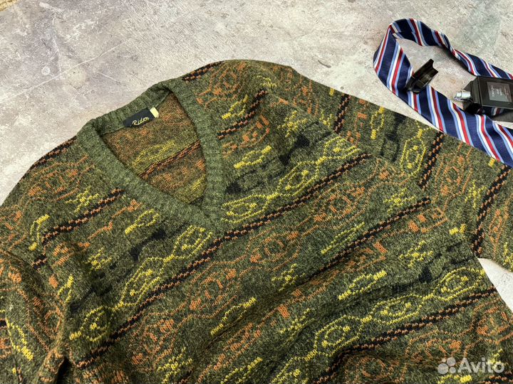 Винтажный свитер с узорами из шерсти