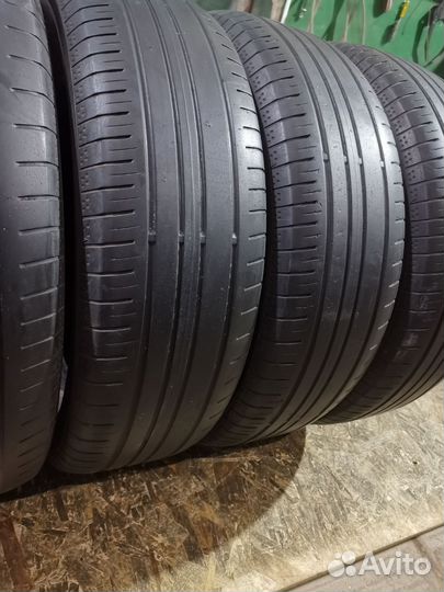 Yokohama BluEarth AE50 SUV 215/65 R17