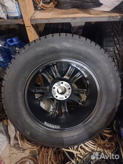 Нокиан 7 новые 235/65 R17
