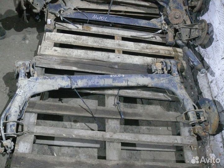 Задняя балка Volkswagen Golf 3 III