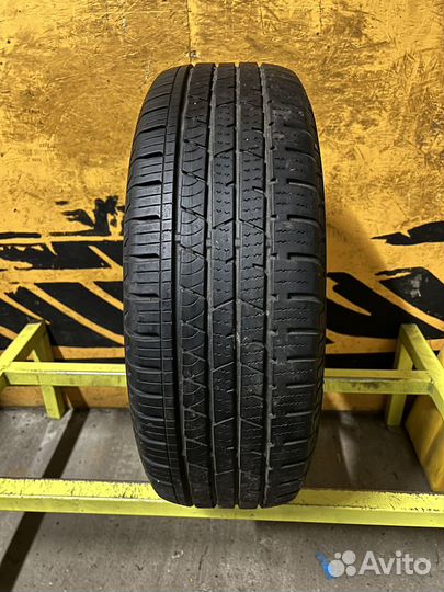 Continental ContiCrossContact LX 215/65 R16