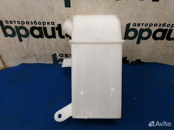 Бачок омывателя 96550797 Chevrolet Lacetti