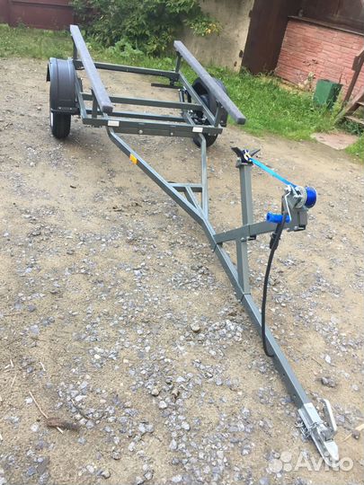 Прицеп лодочный Мустанг для лодки до 4,2 м