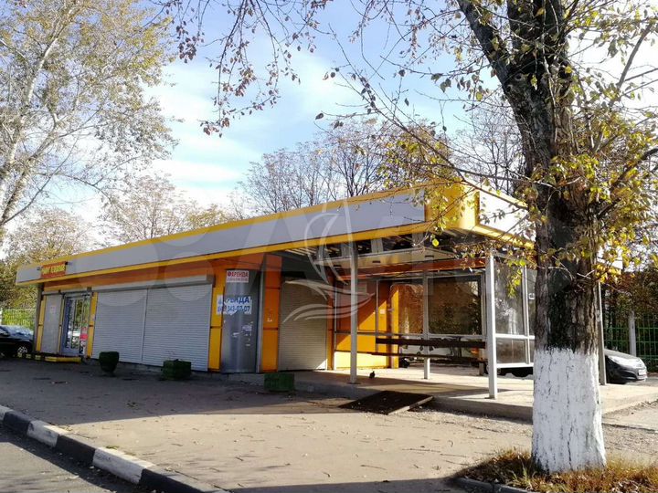 Продам торговый ряд павильонов на остановочном ком