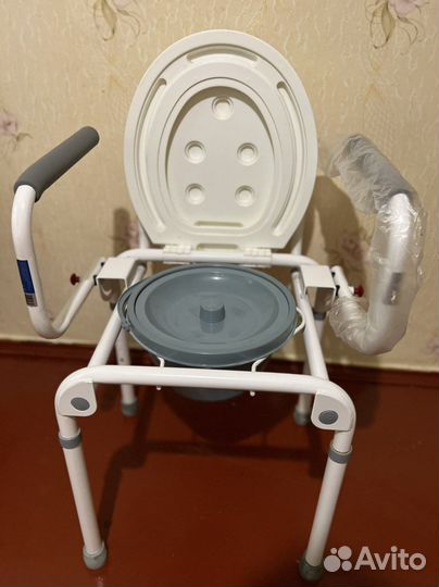 Санитарный стул