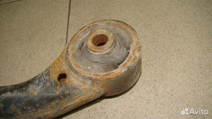 Рычаг передний правый Kia RIO 2 (JB)