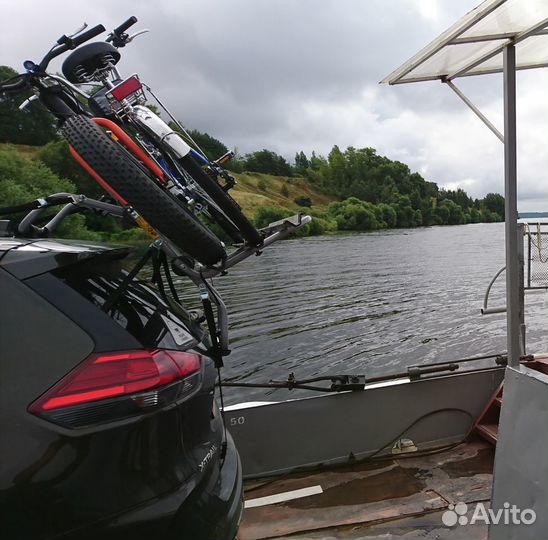 Велобагажник на заднюю дверь