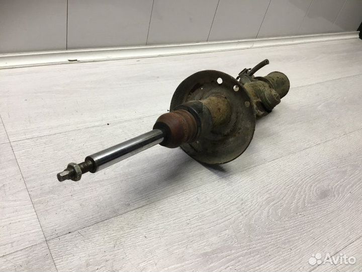 Амортизатор подвески передний левый Opel Omega