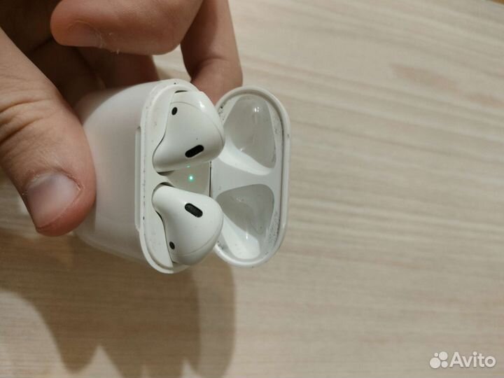 Airpods 2