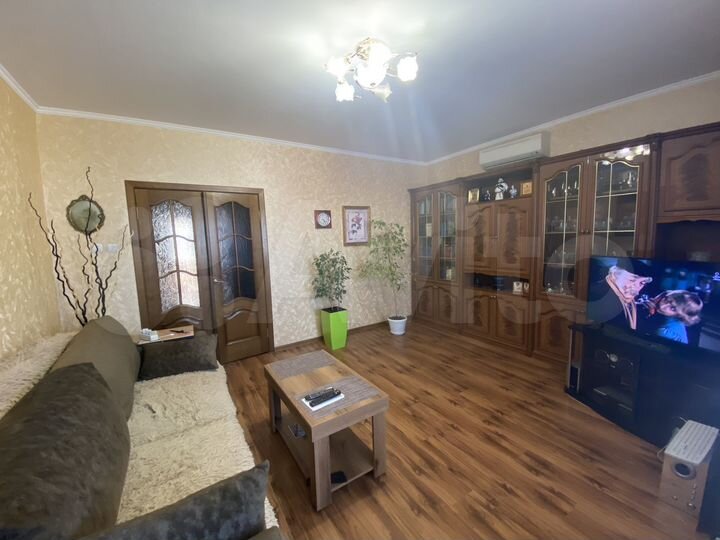 3-к. квартира, 80 м², 5/6 эт.