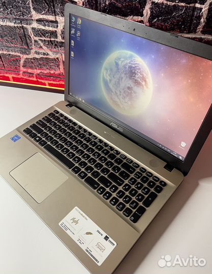 Как новый asus/N3350/4Gb/HDD500