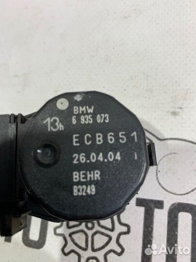 Моторчик заслонки отопителя Bmw 745 E65 N62B44