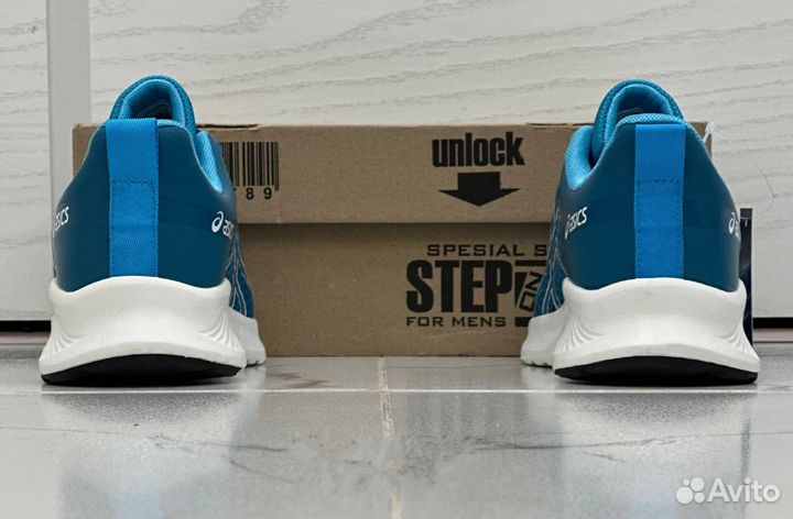 Мужские кроссовки Asics