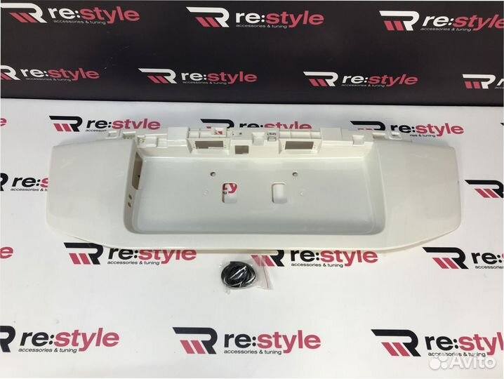 Накладка на 5-ю дверь Land Cruiser Prado 150 R245