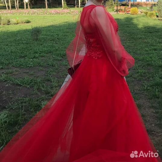 Платье на выпускной в пол