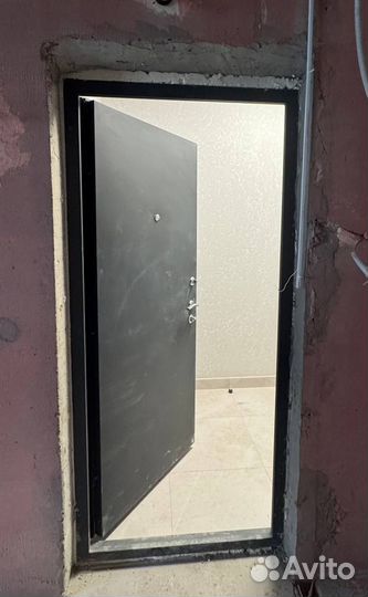 Дверь входная металлическая