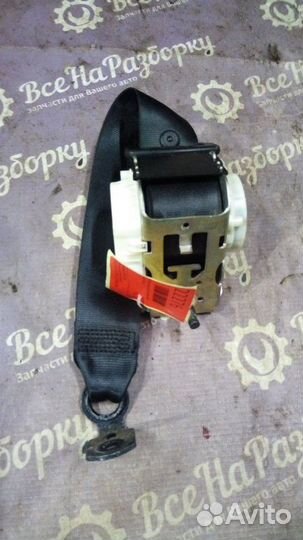 Ремень безопасности задний левый Ford Focus 3