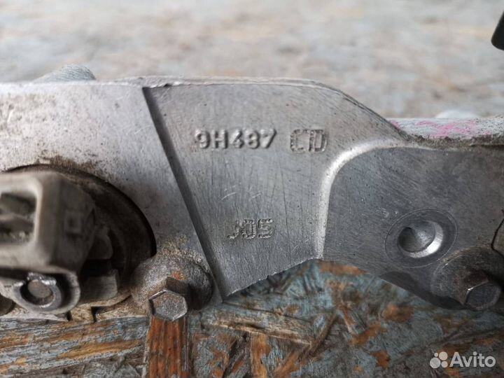 Топливная рампа Ford Escort 5 (1990 - 1992)