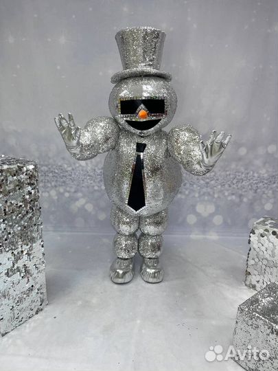 Ростовые куклы. Дракон. Снеговик