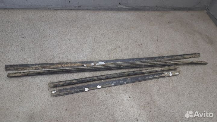 Комплект молдингов дверей для Skoda Fabia 1