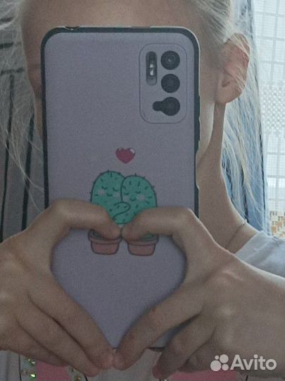 Чехол на телефон