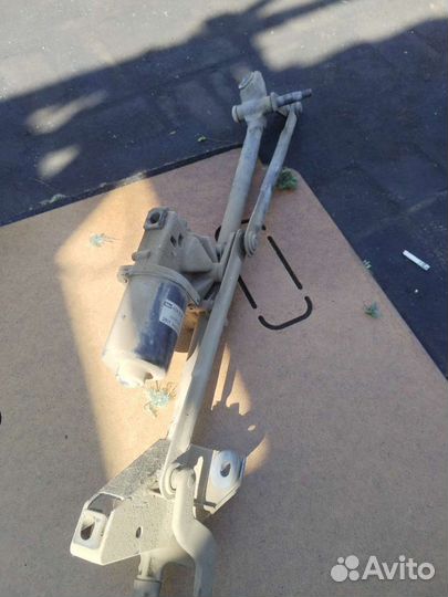 Трапеция дворников Пежо 307