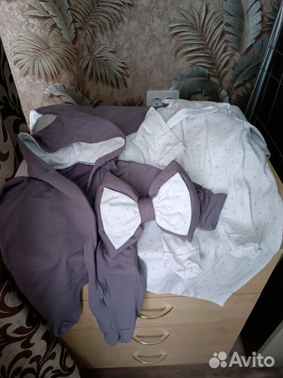 Продам детские вещи