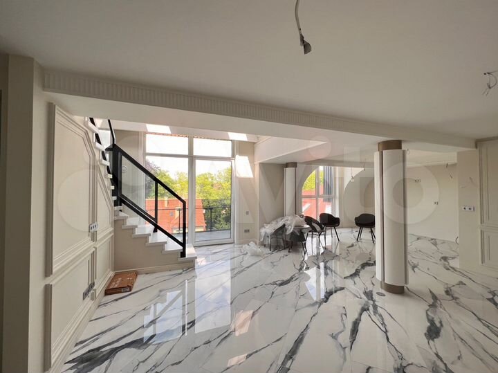 4-к. квартира, 159,5 м², 4/4 эт.