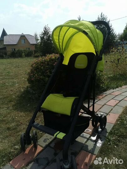 Прогулочная коляска recaro easylife