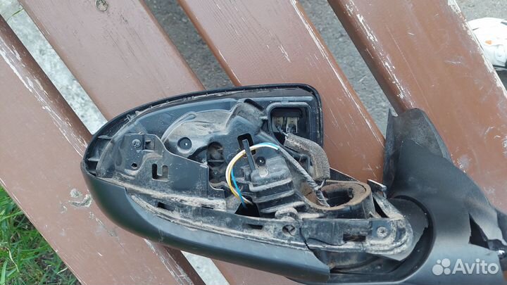 Зеркало заднего вида на hyundai solaris