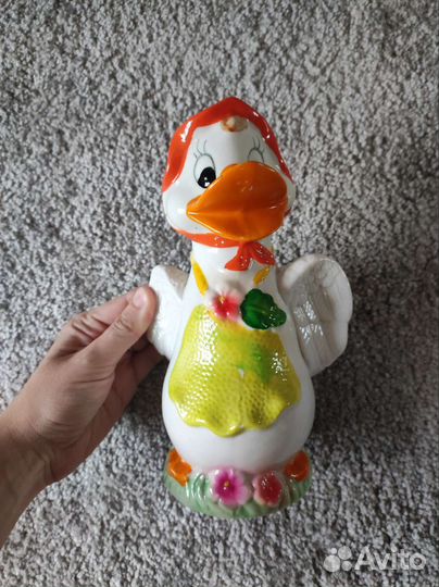 Ваза для цветов уточка