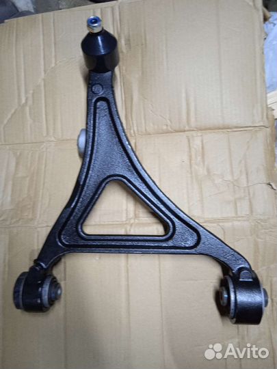 Рычаг перед правый AWD Dodge Charger LD