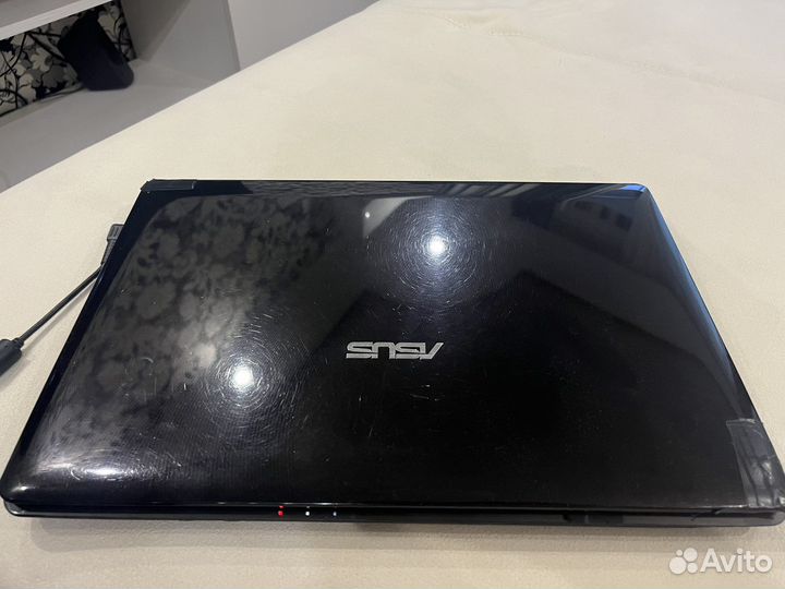 Ноутбук asus